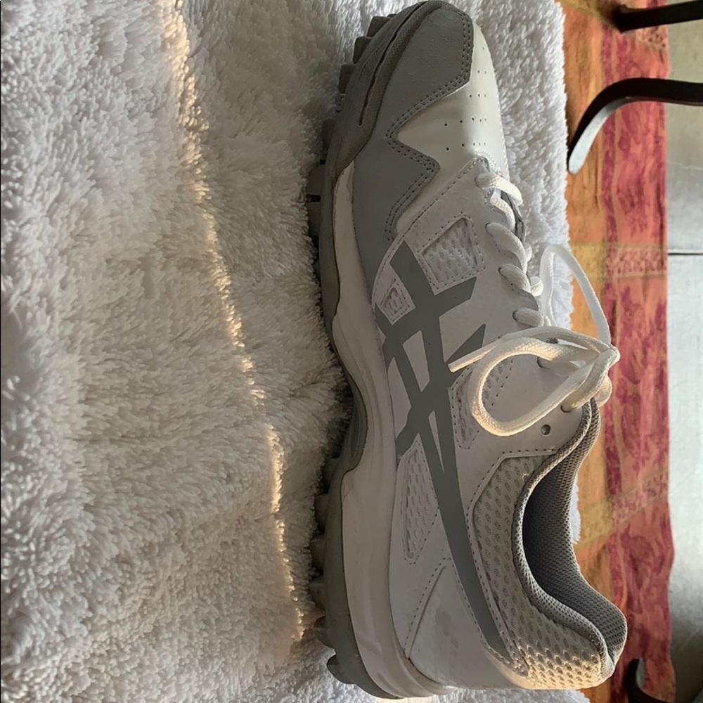 ASICS -Gel Lethal MP7 Turf Shoes Size 6 1/2 Women